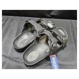 Mens Sandles SZ 10/11