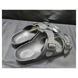 Mens Sandles SZ 11/12