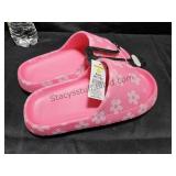 Womans Sandles  SZ 7/8