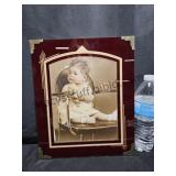 VTG Glass Frame Baby Girl