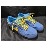Nike Sneakers SZ 13 Good Used  Blue