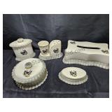 VTG Ceramic Bath Set A Few Chips See Pics