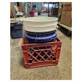 2 Buckets & Crate