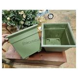 2 Planters 14 Inch   Green