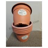 5 Plastic Planters 8 Inch