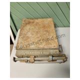 VTG Triner Scale