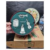 Longaberger Ornament Set & Tin