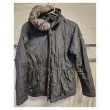 Winter Coat SZ LG Youth Used