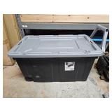 Large Tote W/Handle & Wheels