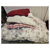 Comforter & Throw Blankets