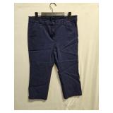 Navy Capris SZ 12