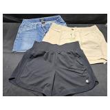 Ladies Shorts SZ 10