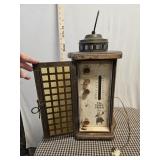 1950s Town Crier AM/FM Radio