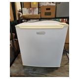 Mini Fridge Works