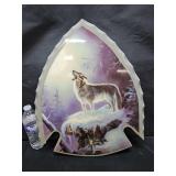 Arrowhead Shaped Wolf Clock Untested