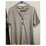 Ladies Top SZ M Tan