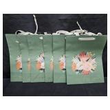 6 Gift Bags 10x13x5