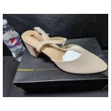 Biege Sandle SZ 11