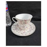 Tea Cup & Saucer