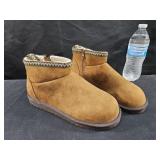 Essentials By Muk Luks Boots SZ 9