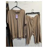 Brown Set Marked XL Seems Like XXL
