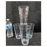 4 Glasses