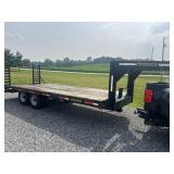 Pequea Machine Gooseneck Trailer