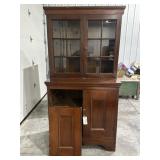 Wooden Cabinet ï¿½ Broken Door