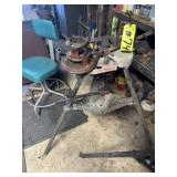 PORTABLE RIGID PIPE VICE WITH 2" THREADERS