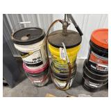 8-jugs partial hydraulic fluid with pump