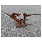 Tractor scissor lift with 3 point hay spear