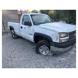 2005 Chevy 2500 HD Truck