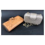 Womanï¿½s Leather Wallet and Clutch Purse