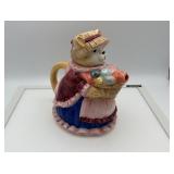 8' Cisco cat ceramic teapot