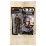 Call of Duty Finest Hour Figurine