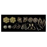 10 pairs earrings some old