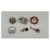 6 vintage brooches