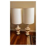 2 Vintage Lamps 40'