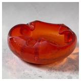 8' MC amberina crackle glass ashtray