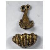 MC golden fish wall hanging