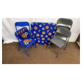 Childï¿½s Folding Table and 4 Chairs