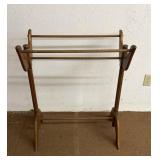 Wooden Quilt Rack 32 x 27 x 16