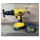 Dewalt 18V cordless drill, battery, charger works