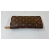 Louis Vuitton clutch wallet