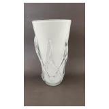 Art Glass White Vase with Raised Clear Accents 10'