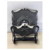 Gothic Toilet Paper Holder 7' x 7ï¿½