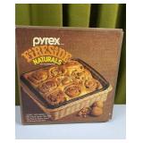 Pyrex 2220-F Fireside Naturals NOS