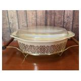 Pyrex gold bramble casserole w/ holder