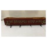 30.5' Stockings Wood Box Hanger