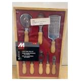New 8pc Kitchen / Bar Tool Set